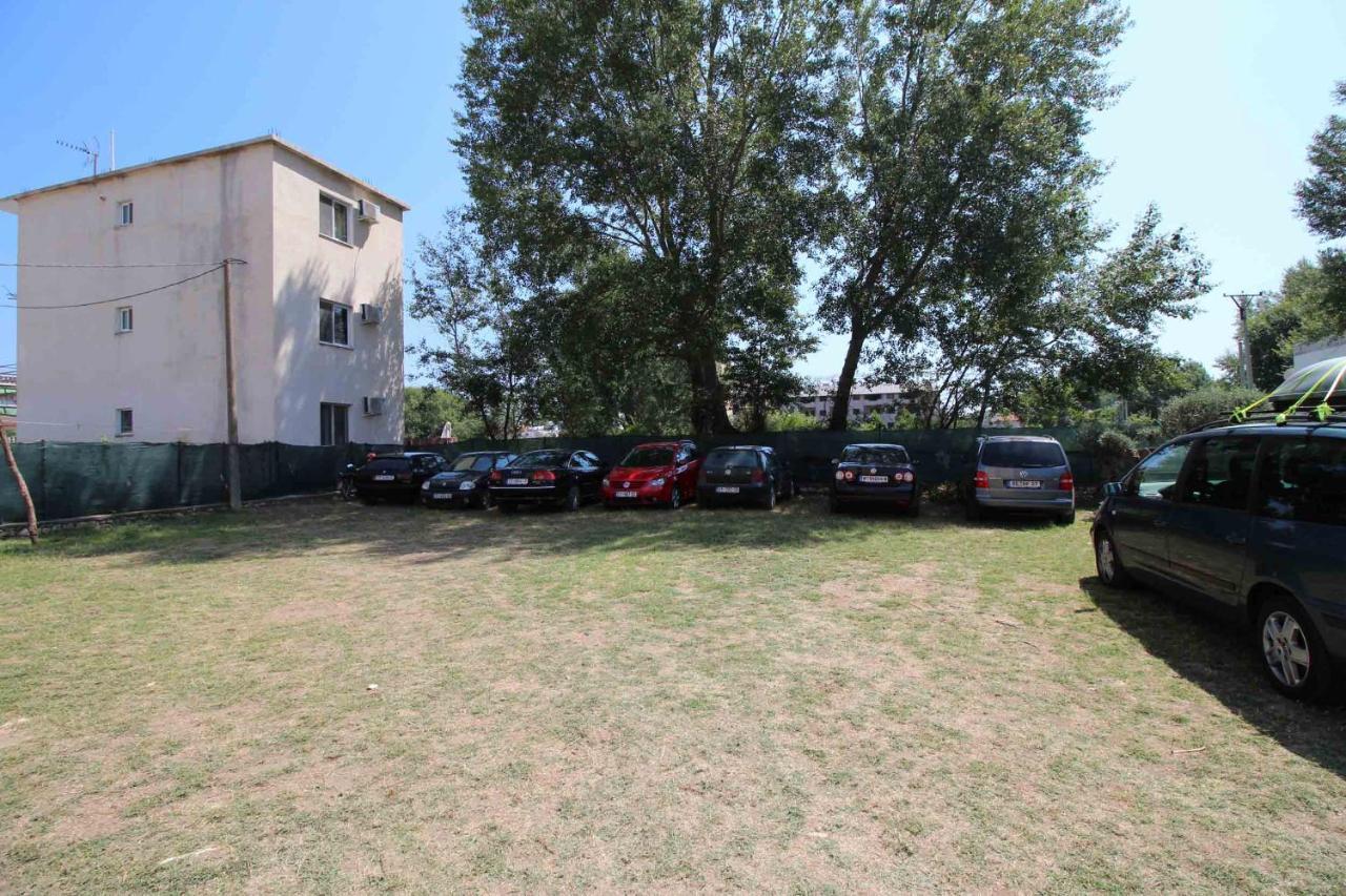 Hotel Rilindja Velipojë